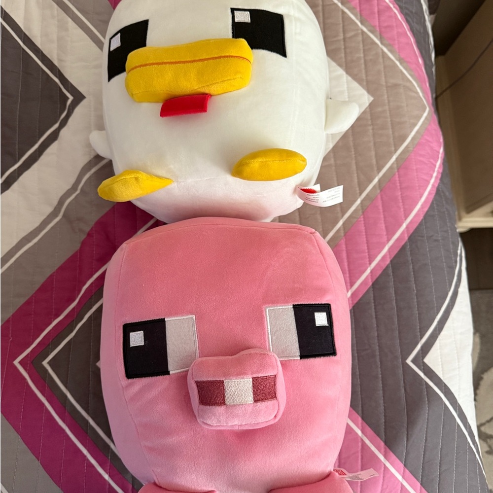 Plush Toy Set - White and Pink